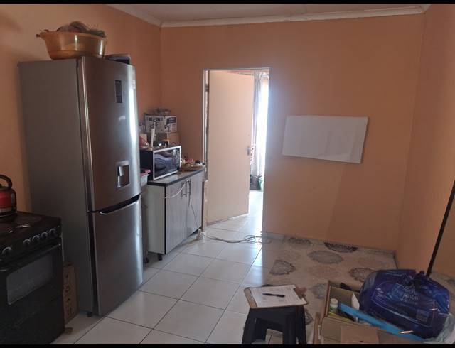 BEDROOM APARTMENT FOR SALE IN COMMERCIA